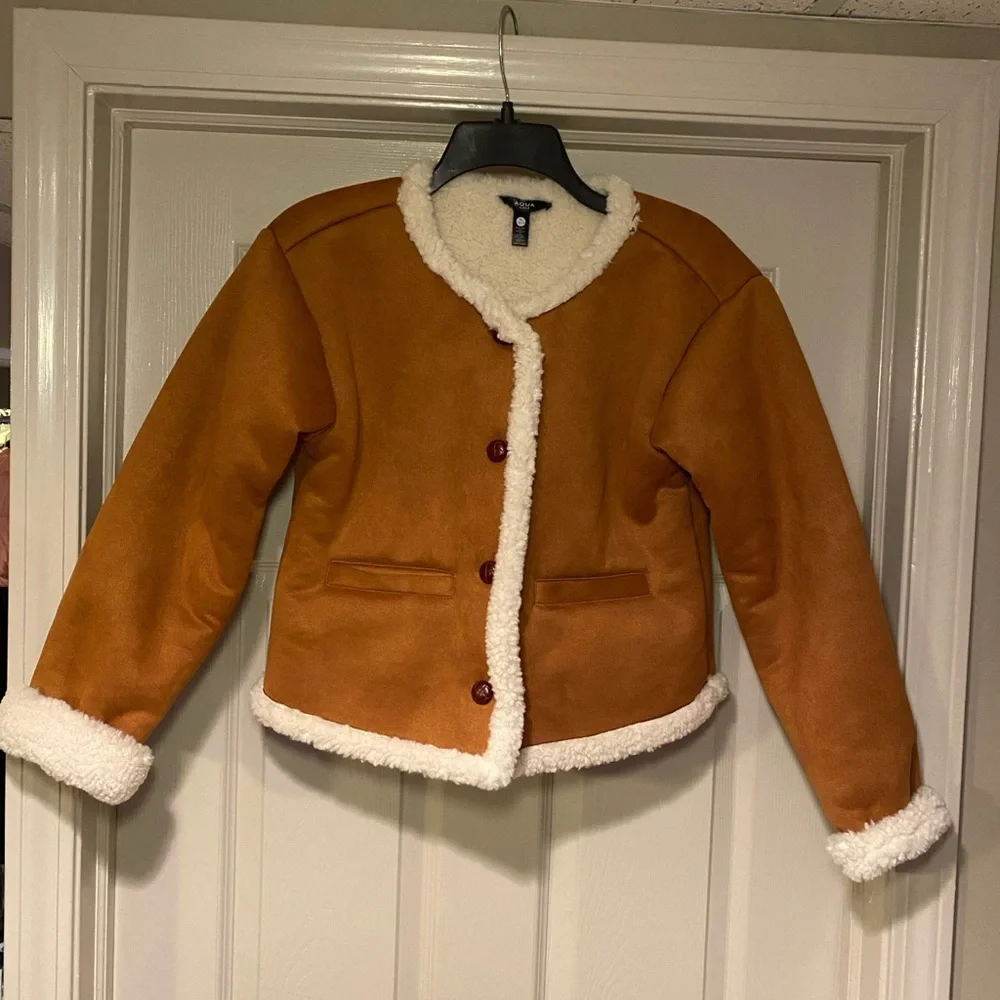 NWT Aqua for Bloomingdales Girls Faux Shearling Jacket Size XL Cozy Chic‎